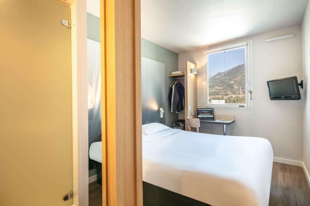 B&B Hotel Saint Jean De Maurienne Sainte-Marie-de-Cuines Bagian luar foto
